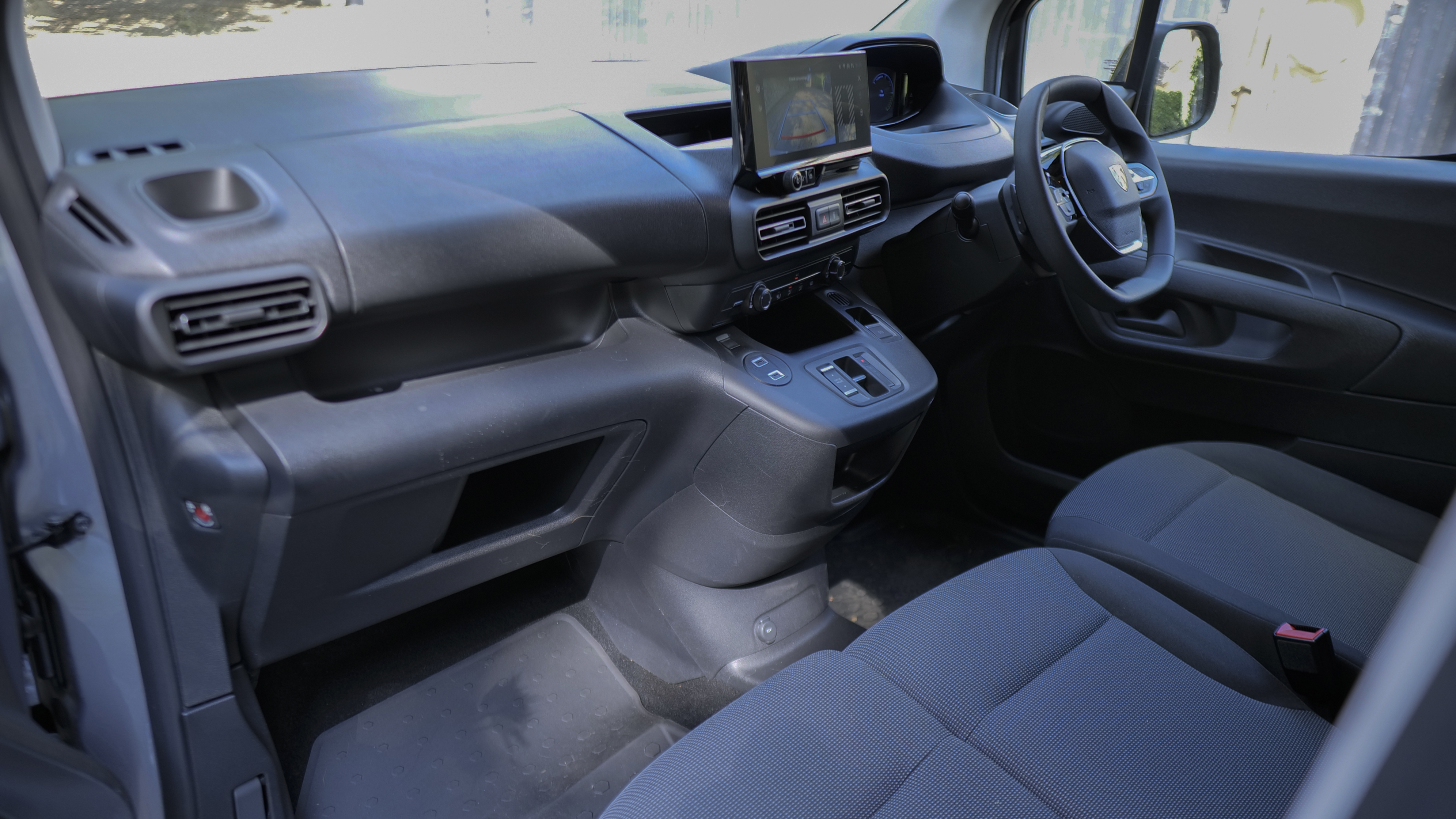 PEUGEOT PARTNER M DIESEL 1.5 BlueHDi 130 Asphalt Van EAT8
